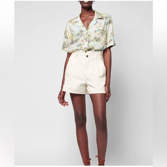 Faherty Rikki Short in White - Picture 10 of 10